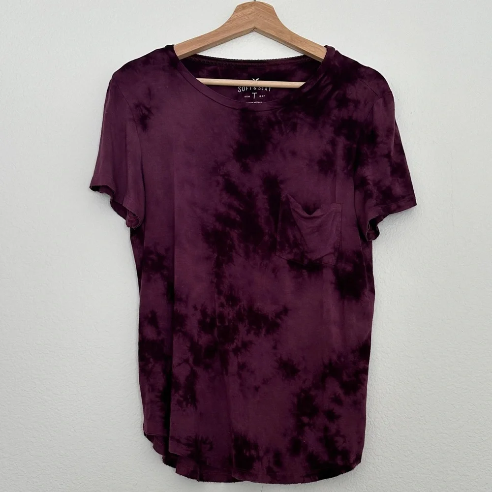 American Eagle Outfitters Maroon Tie-Dye Tee - Picture 1 of 3